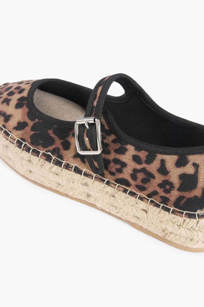 Ballerina animal print con suela de yute negro