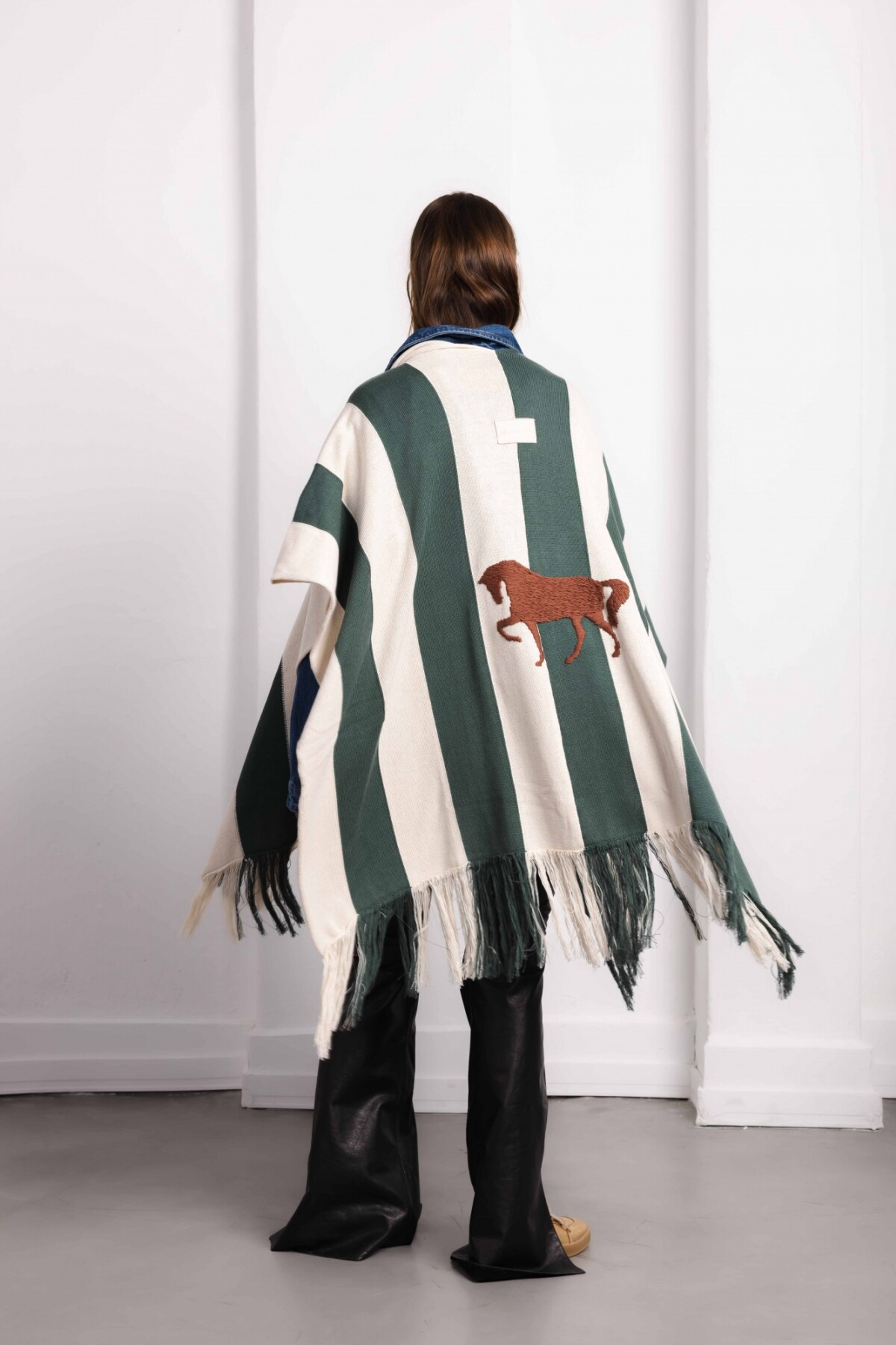 Ruana Rioplatense Verde / Blanco