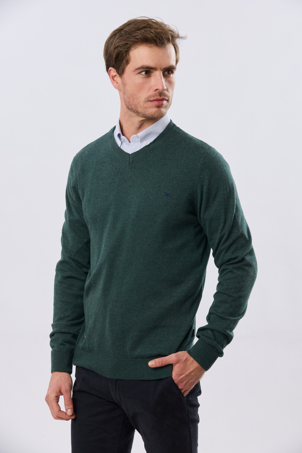 BUZO TEJIDO CUELLO EN V Verde