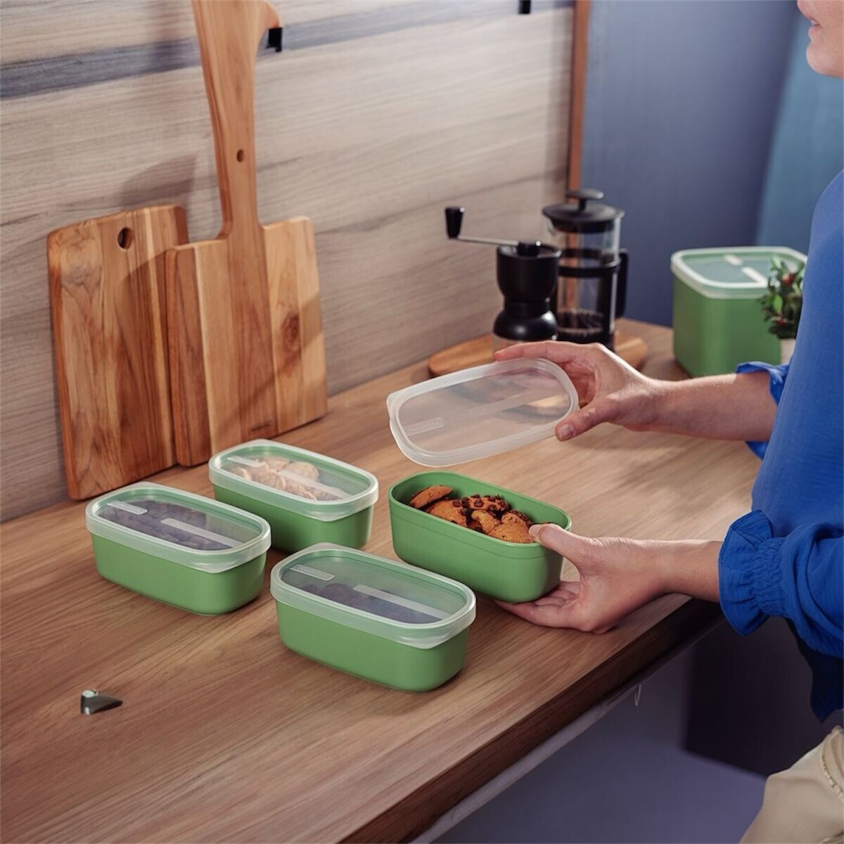 Tupper en Plastico Resistente con Tapa Tramontina 650ml - Verde 