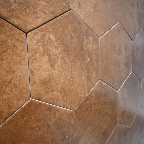 Ceramica Hexagonal Marron 114.5X114.5Cm Pared Piscina GAMAS DE MARRON