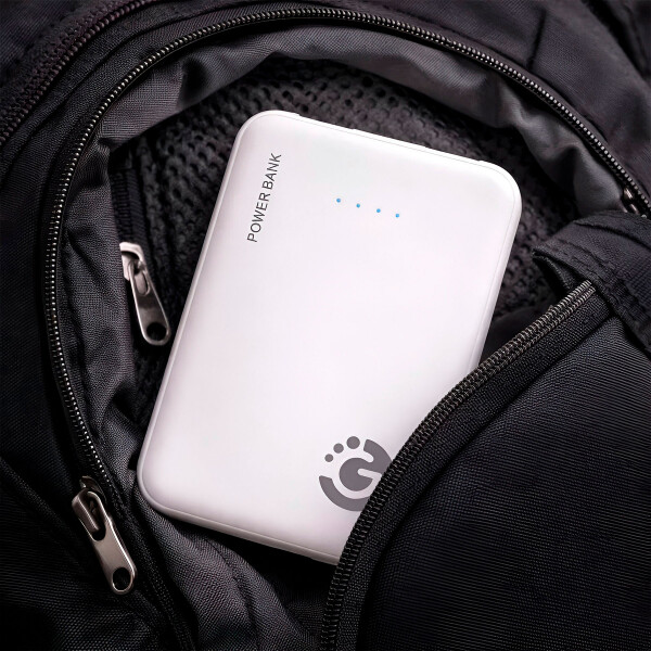 Cargador Portatil Power Bank Led Usb C 5000ma Cable Goldtech Color Blanco