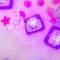 Seet 4 cubos Glo Pals Iluminados Activados por agua Violeta