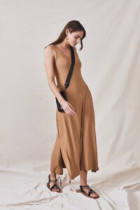 Vestido Camel