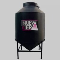 Tanque Bicapa 1000 lts. cónico c/ base metálica Tanque Bicapa 1000 lts. cónico c/ base metálica