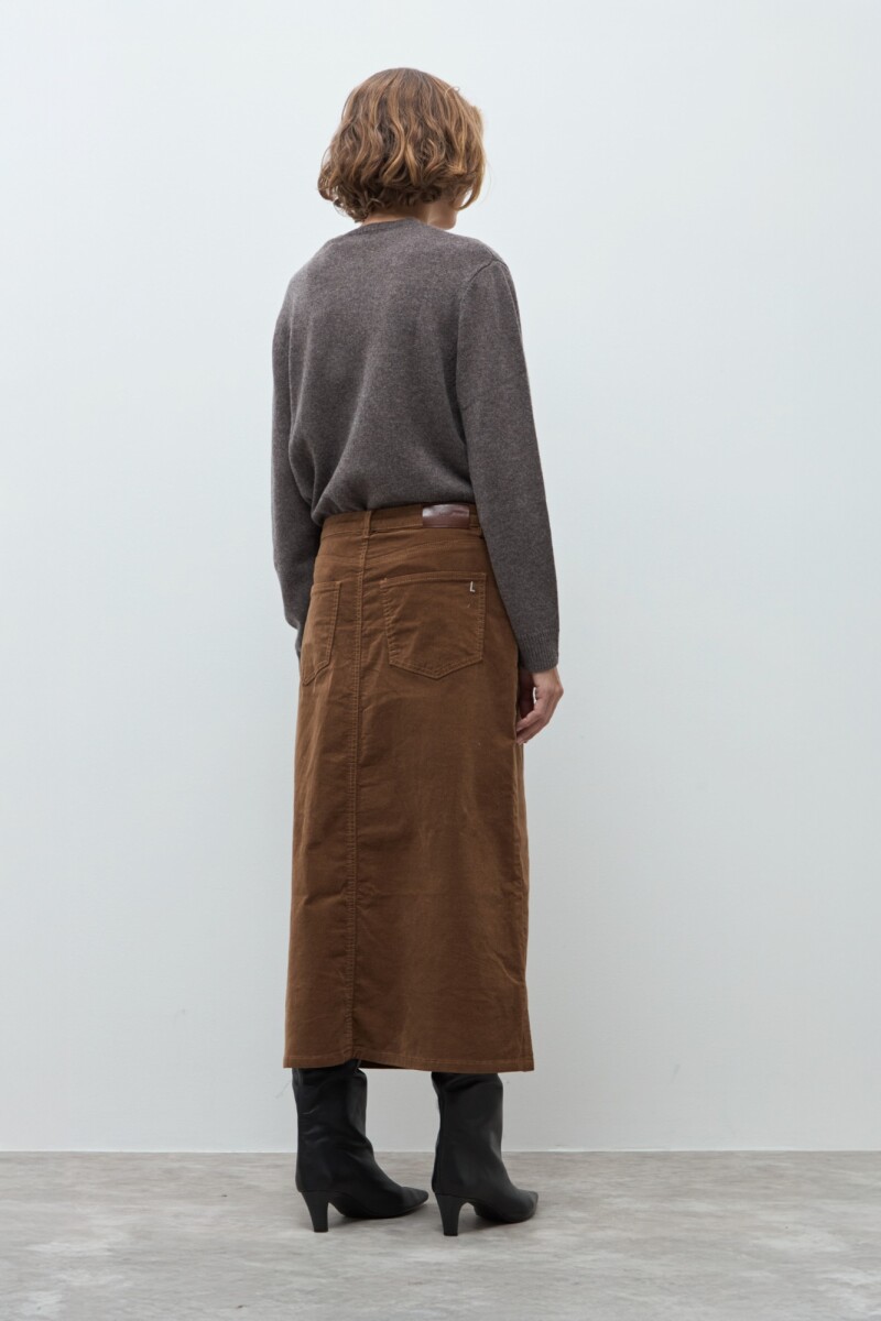 Falda de pana tostado