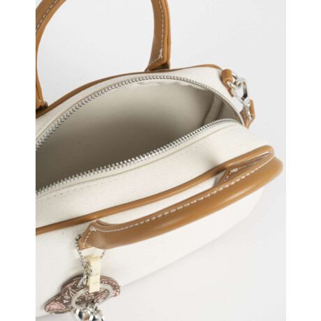 Cartera Bowling Con Charm Blanco Crudo
