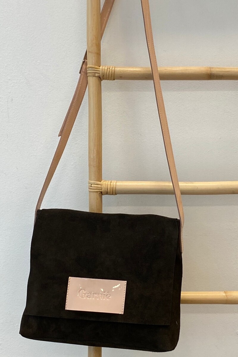 Cartera Felicia - Gamuza Chocolate 