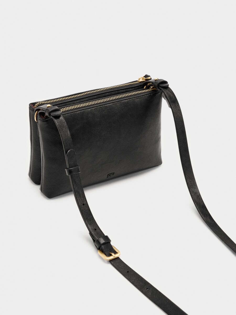 Bolso Bandolera Con Tachuelas negro