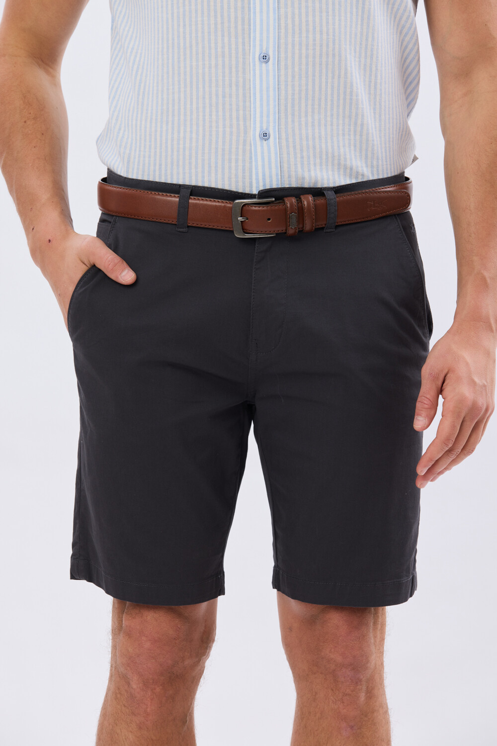 BERMUDA CLASICA CON ELASTANO Gris