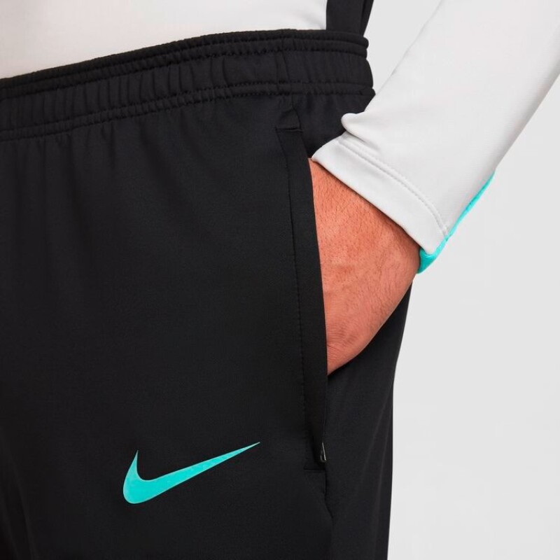 Pantalón Largo Nike Dri-Fit Strike de Hombre Negro