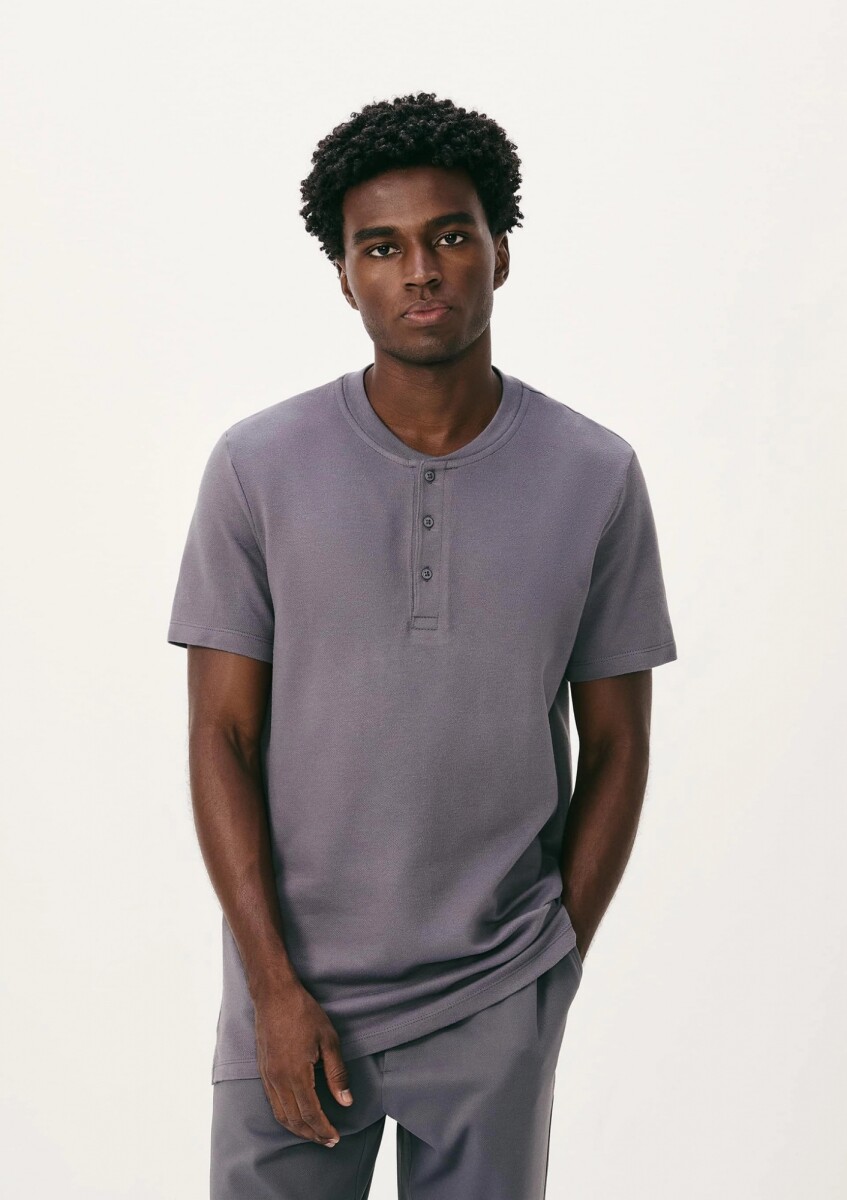 CAMISETA DE CUELLO CON TEXTURA - AZUL 