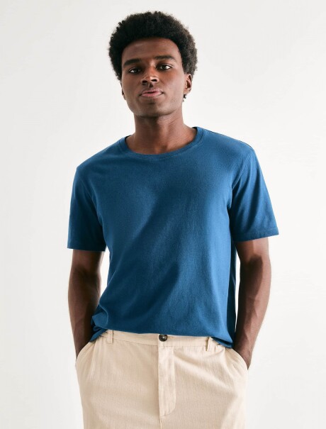 CAMISETAS BÁSICAS REGULAR WORLD AZUL
