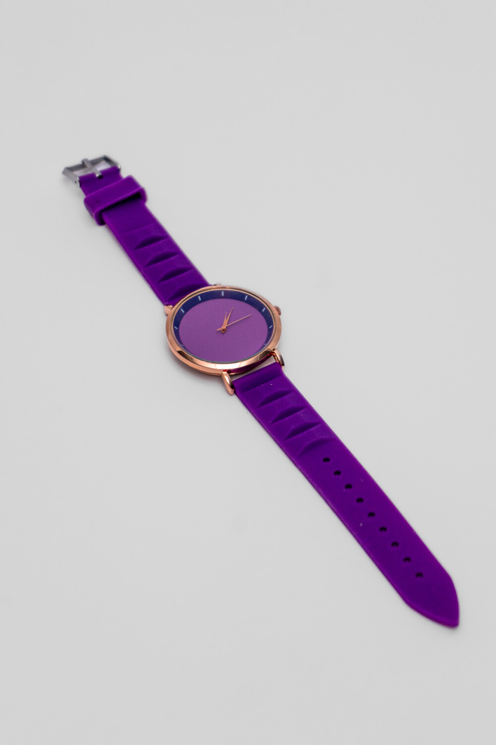 Reloj Piramide Violeta
