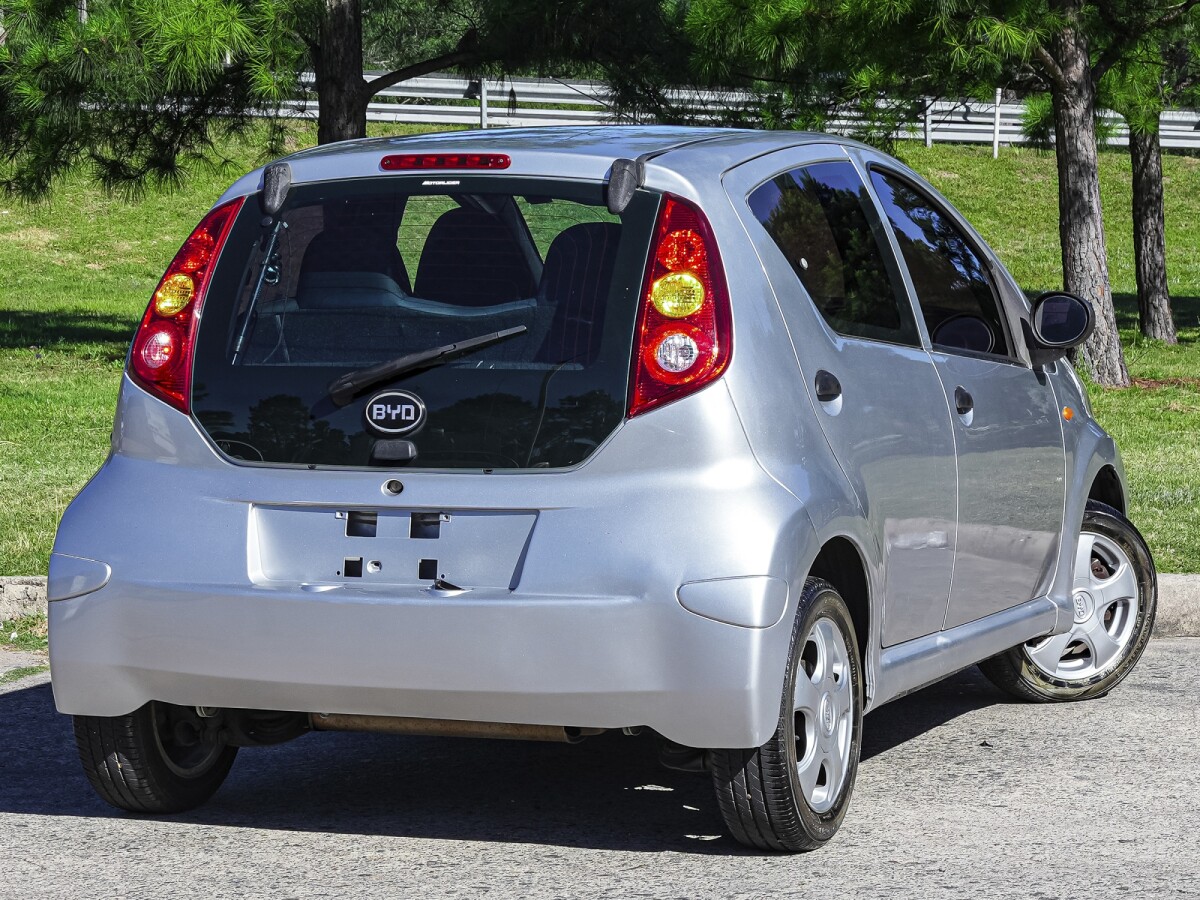 BYD F0 GLX-I 1.0 Extra Full | Permuta / Financia BYD F0 GLX-I 1.0 Extra Full | Permuta / Financia