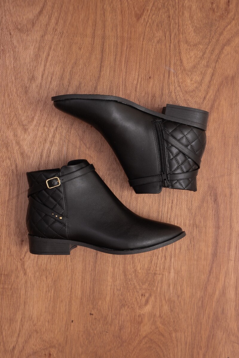 Bota Casual. Negro