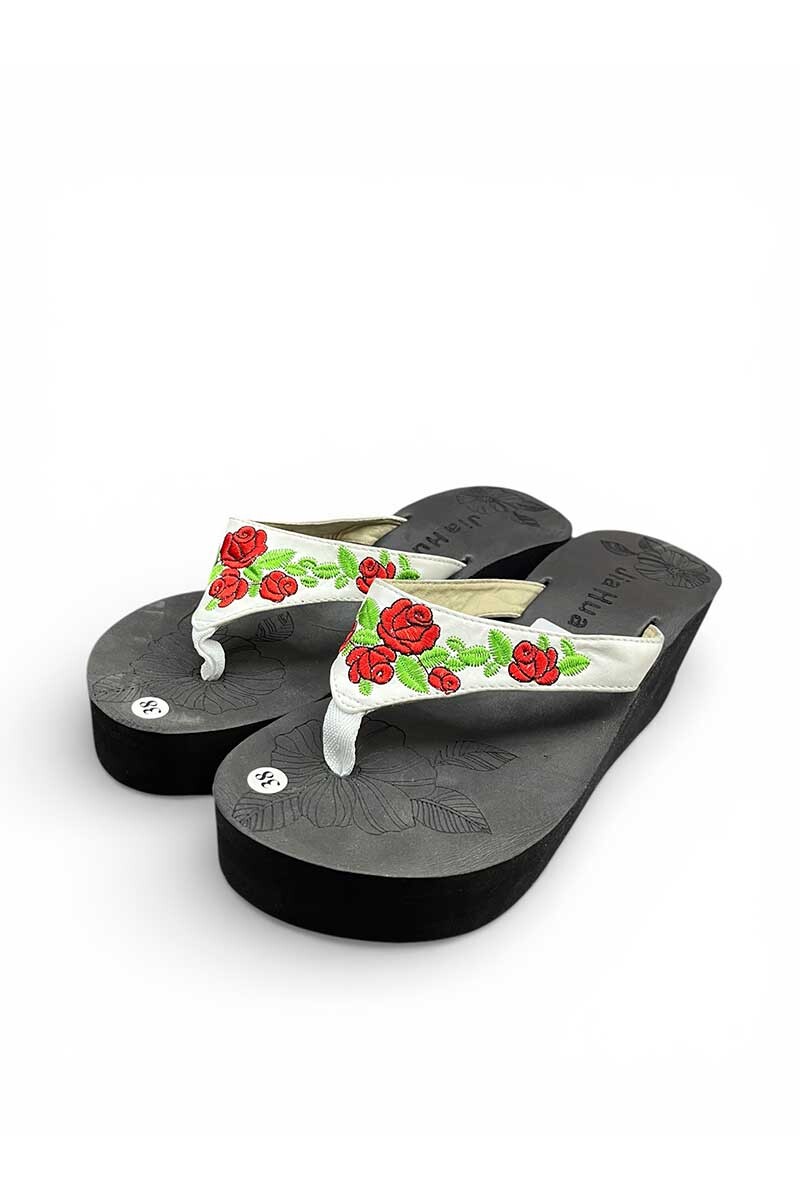 SANDALIA OJOTA PLATAFORMA BORDADA Blanco