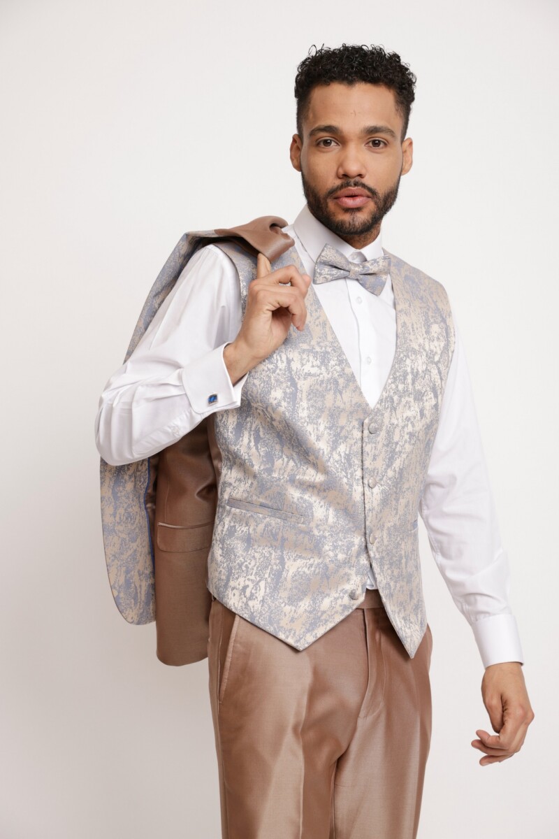 Terno Eleganza Ceremonia con Accesorio BEIGE