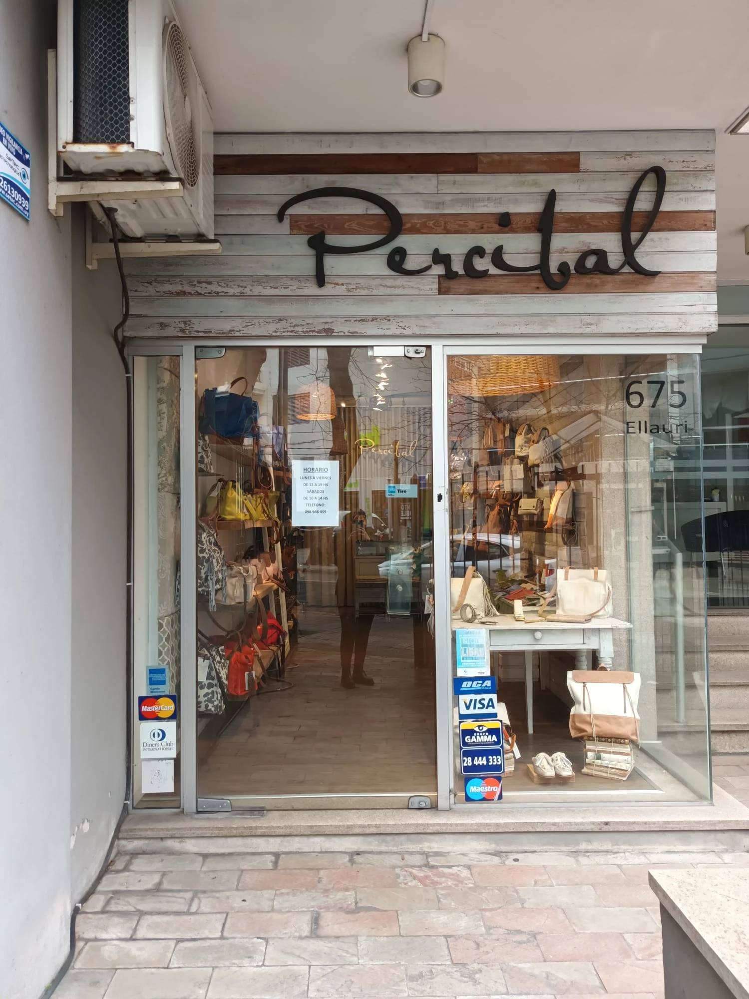 Local Montevideo