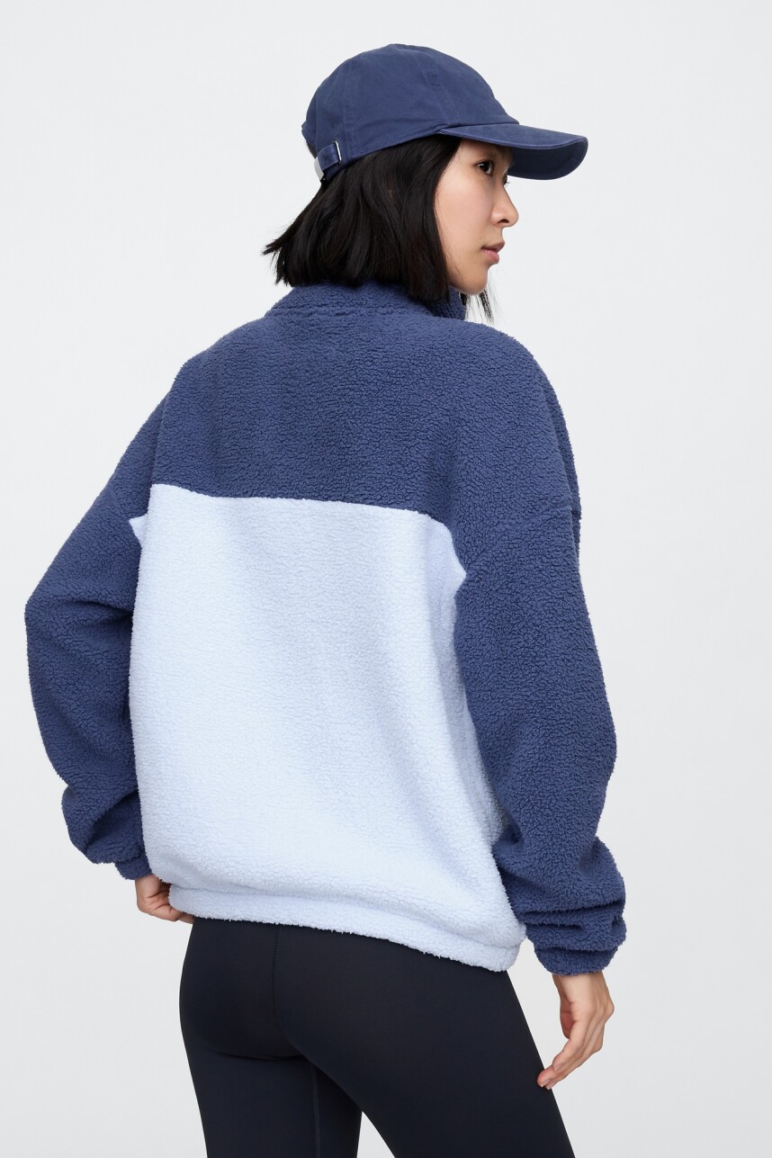 Buzo Corderito Con 3 Botones Logo Gap Mujer Quiet Blue