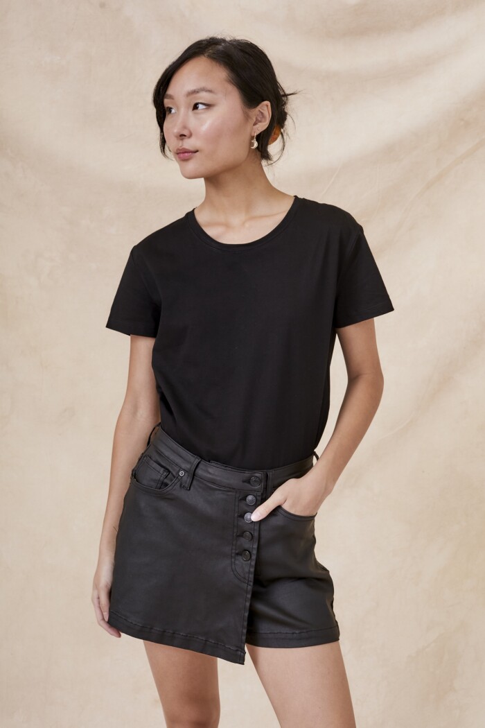 Remera Algodón Manga Corta Negro