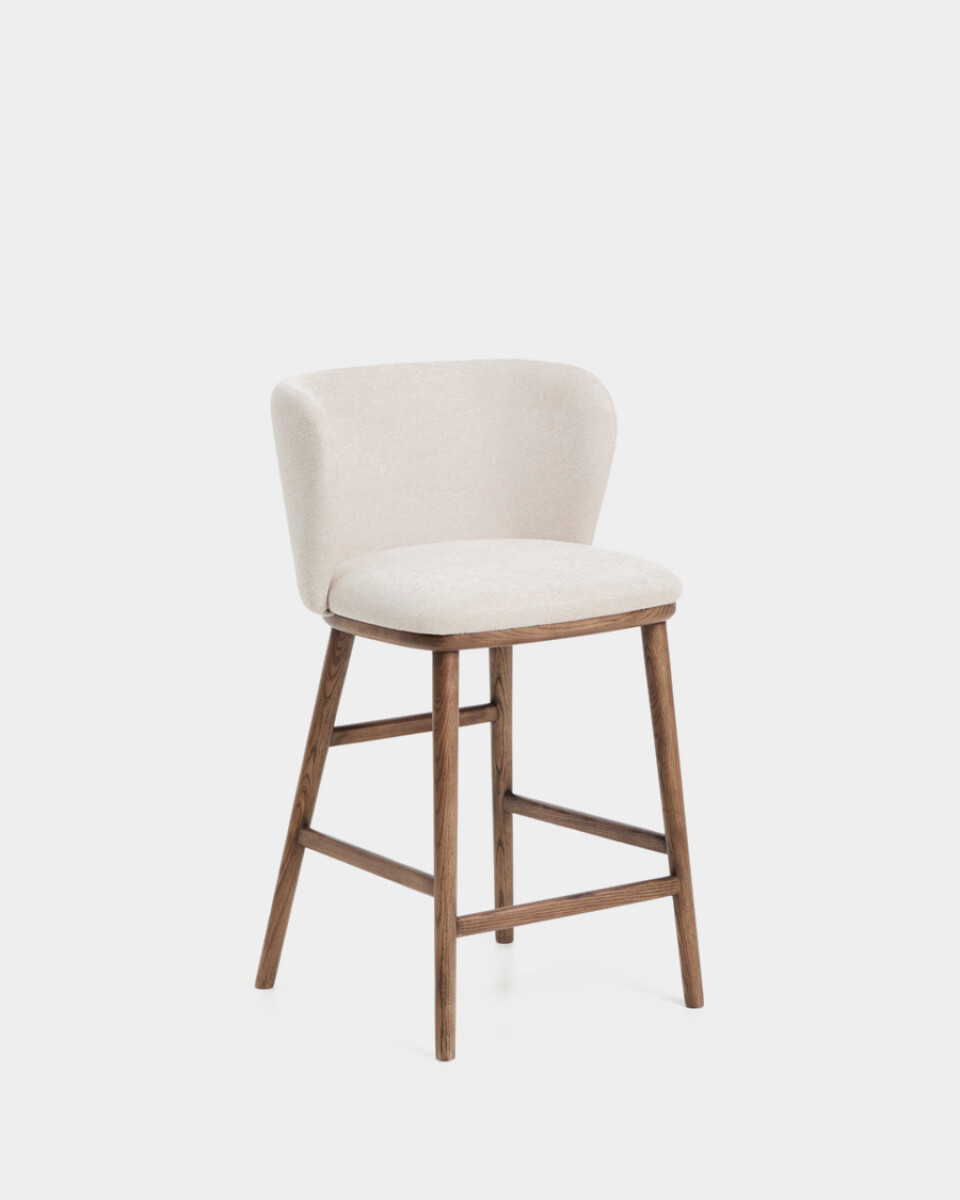Taburete Ciselia chenilla beige y patas de madera maciza fresno acabado tono nogal FSC Mix Credit 65cm 