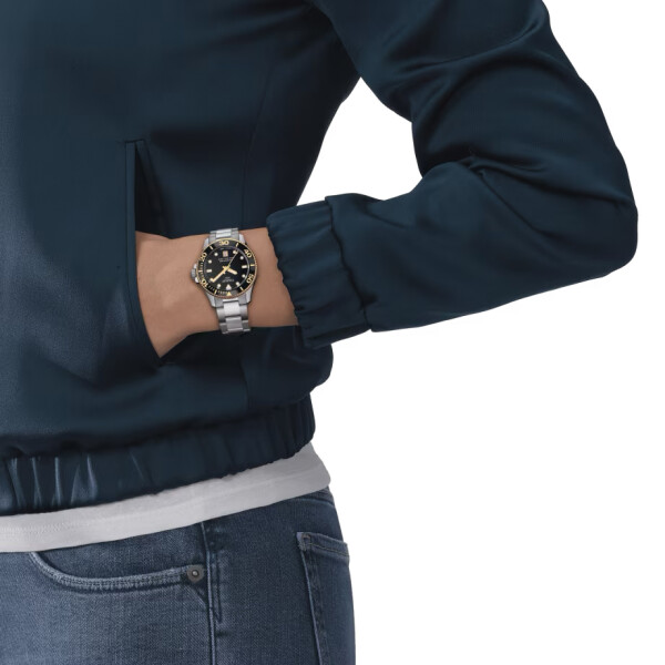 Reloj Tissot Seastar 1000 36mm de acero con bisel negro. Reloj Tissot Seastar 1000 36mm de acero con bisel negro.
