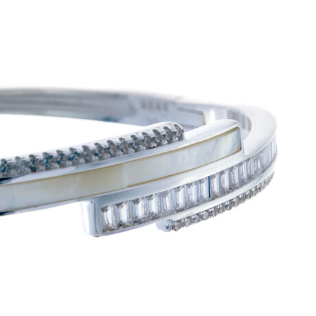 Esclava de plata 925 con resina y circonias. Esclava de plata 925 con resina y circonias.