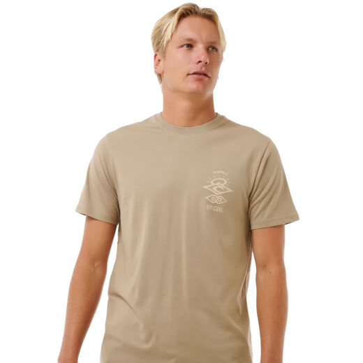 Remera MC Rip Curl Search Icon Tee Remera MC Rip Curl Search Icon Tee