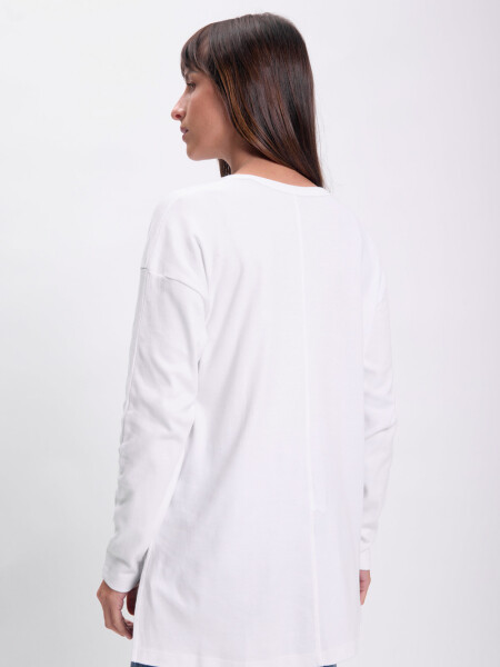 Remera básica Crudo
