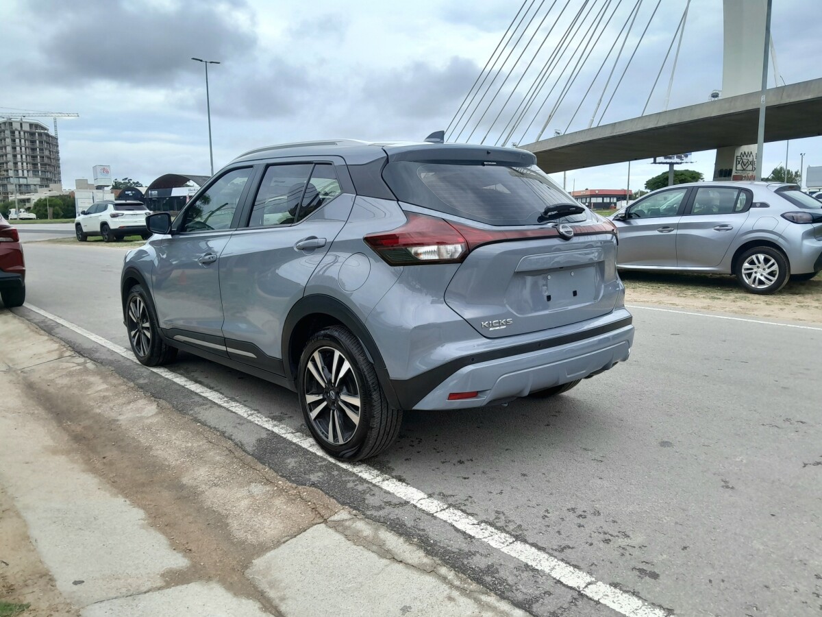 Nissan Kicks Advance 1.6 CVT Extra Full | Permuta / Financia Nissan Kicks Advance 1.6 CVT Extra Full | Permuta / Financia