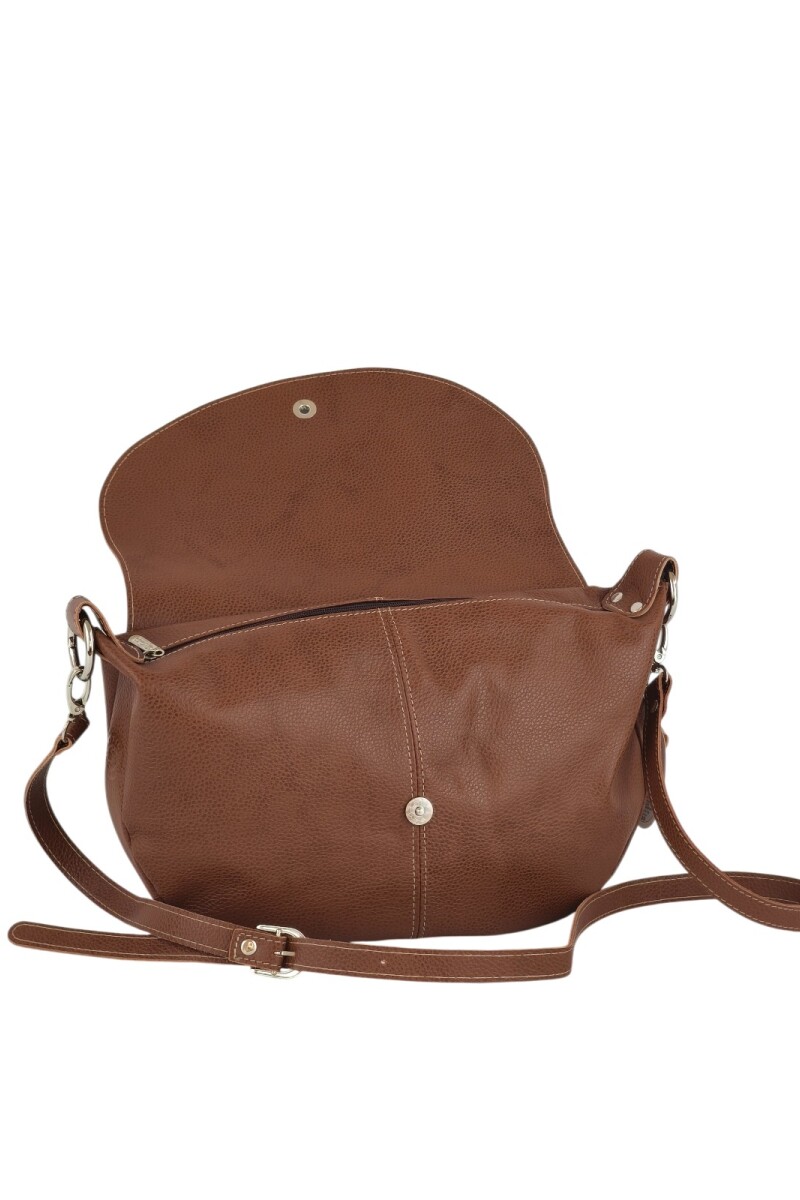 Morral de cuero con solapa Marron