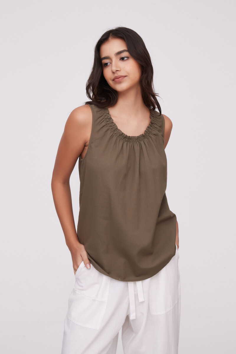 Musculosa Calvagh - Verde Oliva Oscuro 