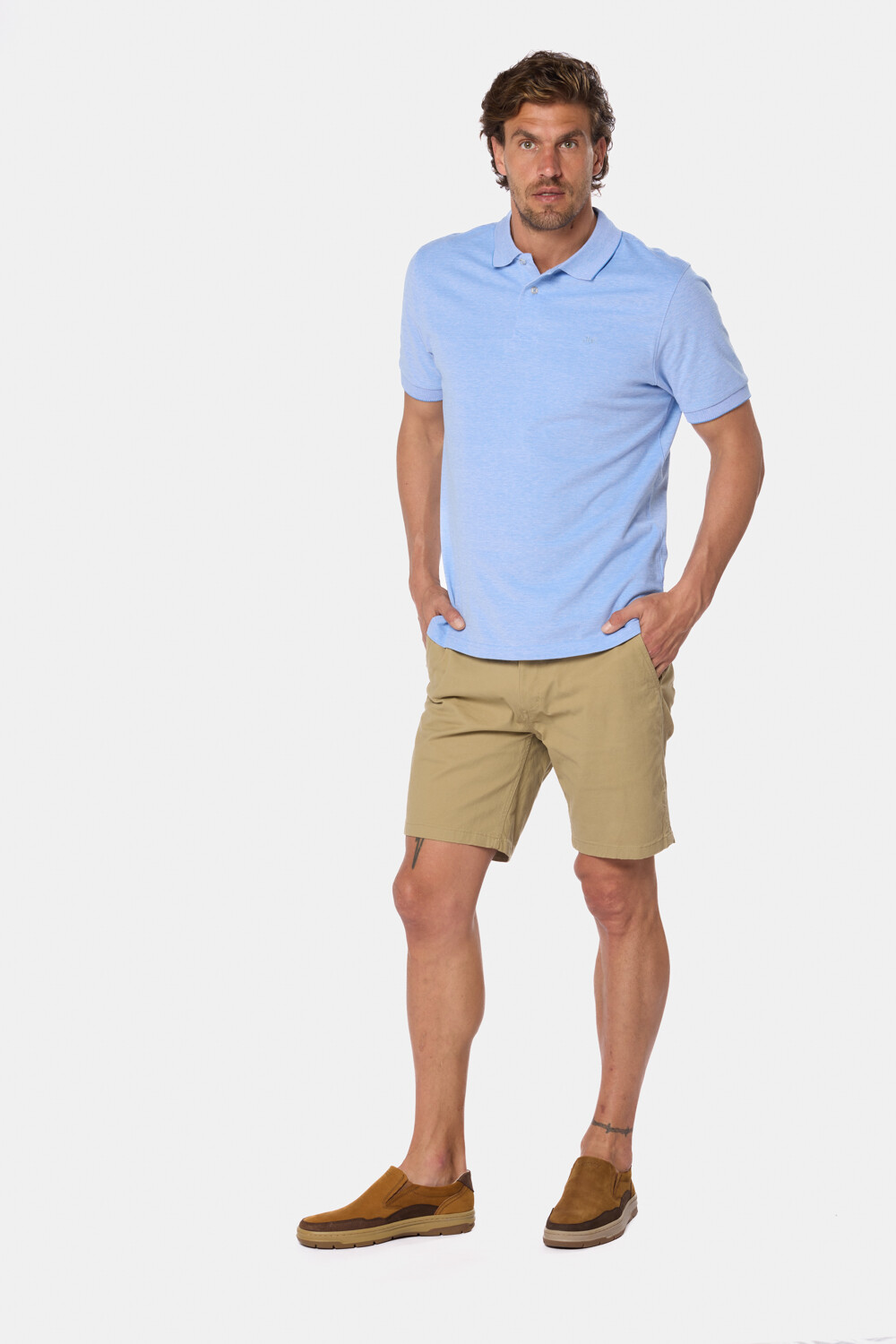 BERMUDA CON CINTURA ELASTIZADA Beige