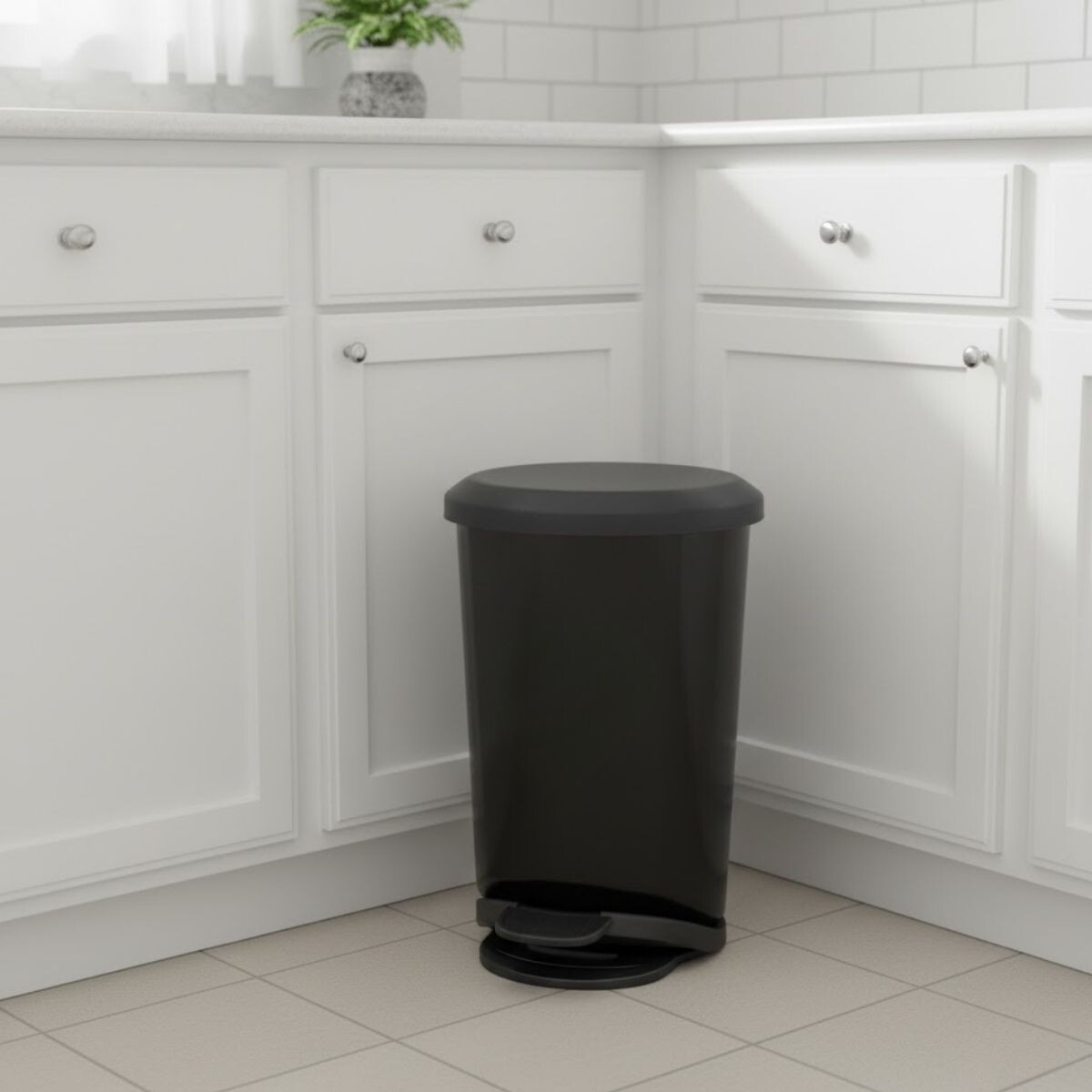 Tarro de residuos con pedal plástico 10 lts - NEGRO 