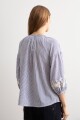 Blusa rayada con bordados celeste