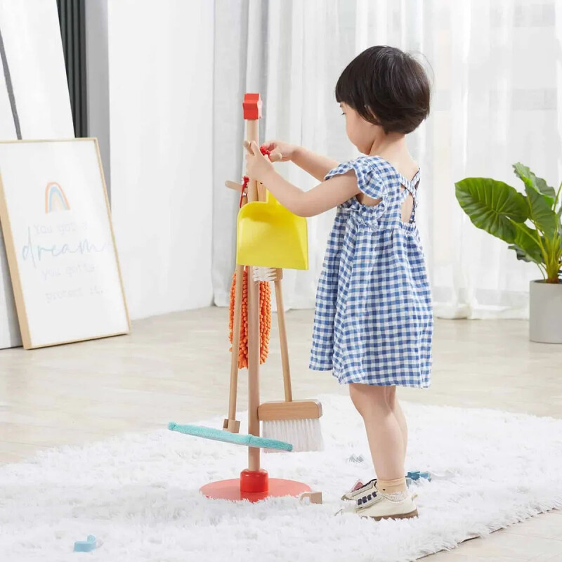 Juego de limpieza en madera Viga Juego de limpieza en madera Viga