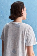 REMERA KORENA Blanco/Celeste