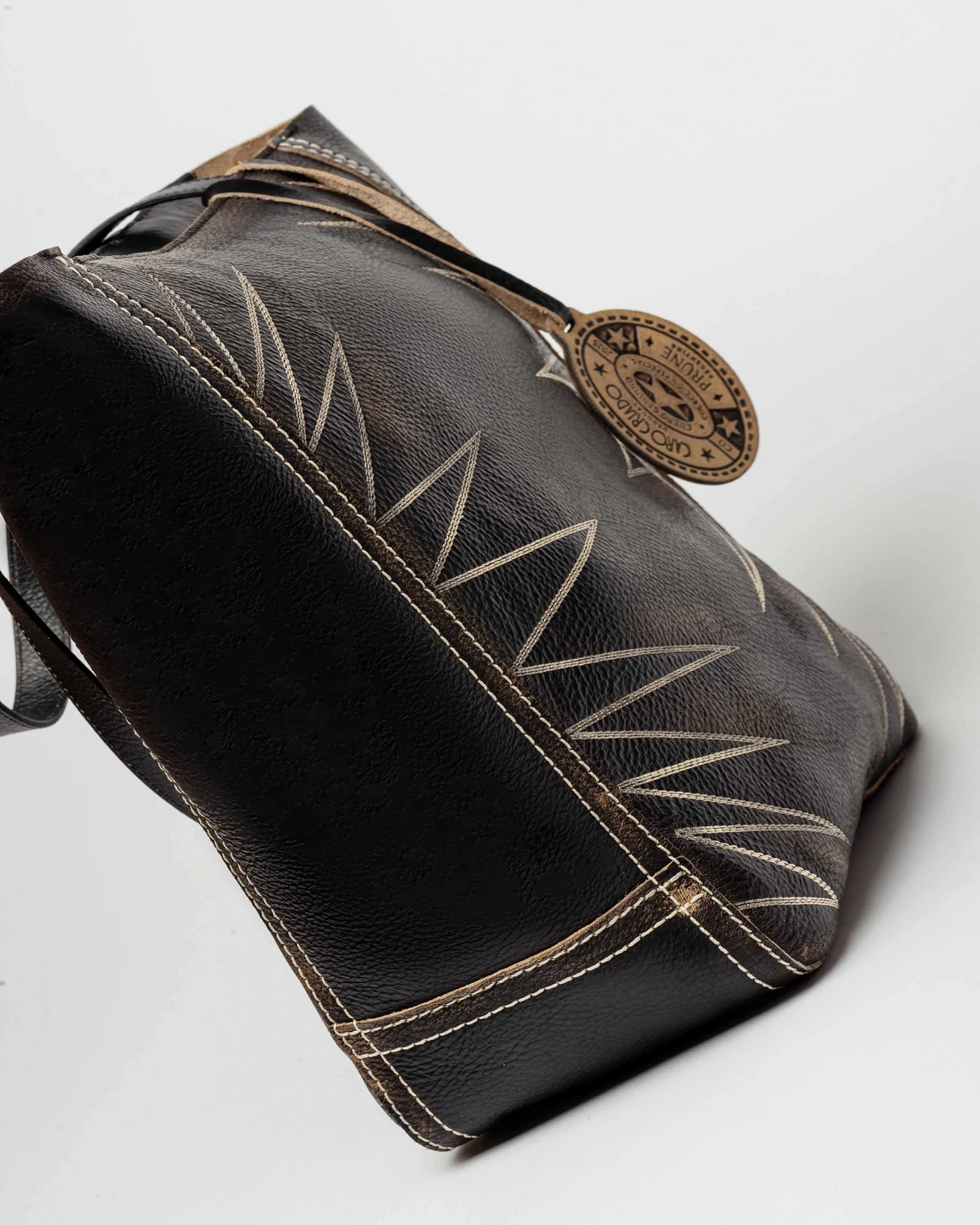 Cartera Prune