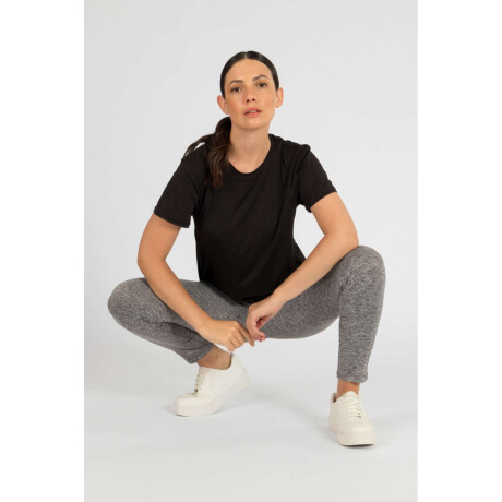 Remera periscope Negro