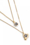 COLGANTE DE ALEACION DE METALES BAÑADO EN ORO 18K CON DOBLE CADENA Y CORAZON CON CRISTAL NEGRO Colgante