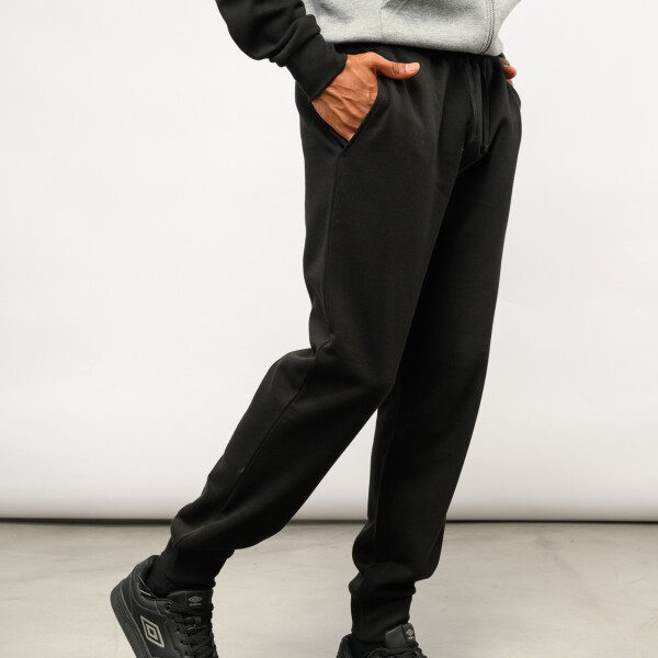 Pantalón Max Umbro Hombre 002