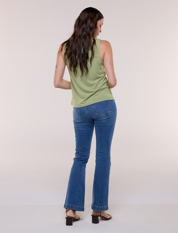 Musculosa Con Broche VERDE