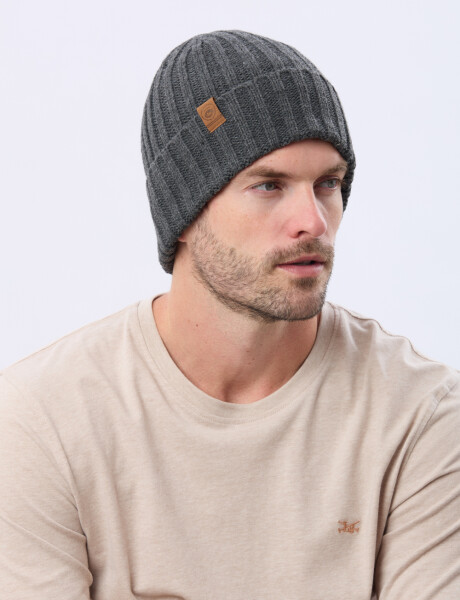 GORRO TEJIDO Gris