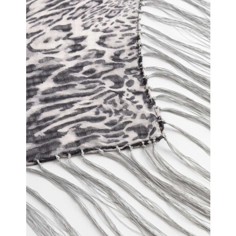 Raso Triangular Con Flecos Y Estampa Animal Gris Medio