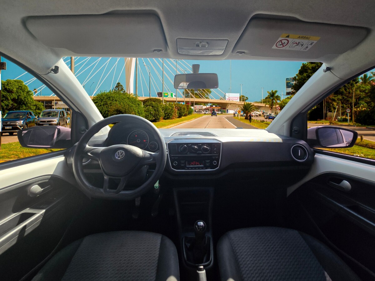 Volkswagen Up Move 1.0 Extra Full | Permuta / Financia Volkswagen Up Move 1.0 Extra Full | Permuta / Financia