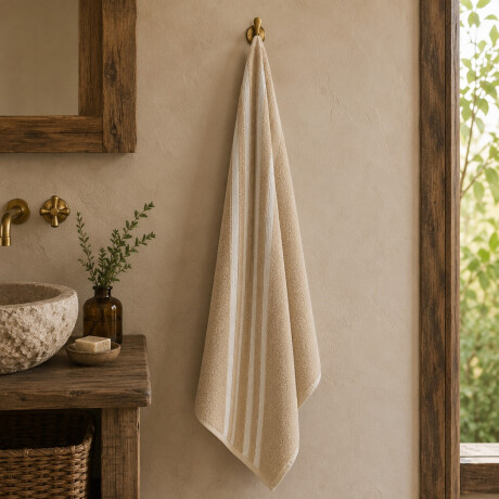 Toalla de Baño en Aldogón 66x135cm Lady Crema