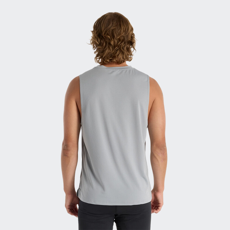 Musculosa New Balance Sport Essential Gris