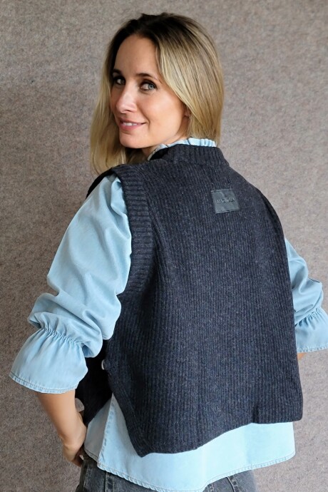 Chaleco Olivia Charcoal