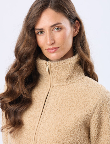CAMPERA DE CORDERITO Beige